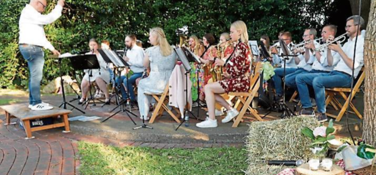Musikverein Harkebrügge – Mit Picknickkorb und Orchestermusik in den Sommer